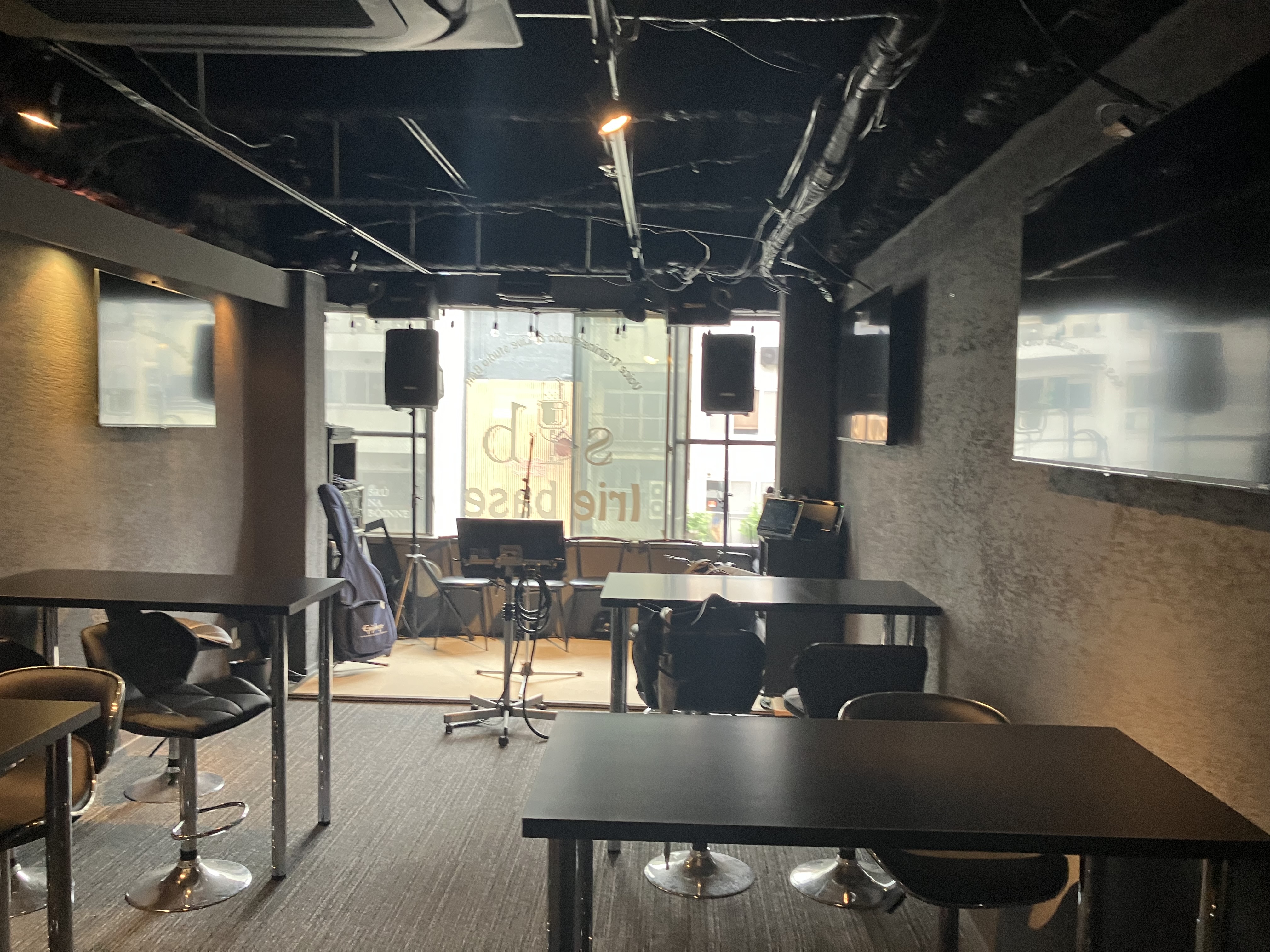 なんば駅徒歩5分　アメ村　西心斎橋エリアのバー居抜き物件